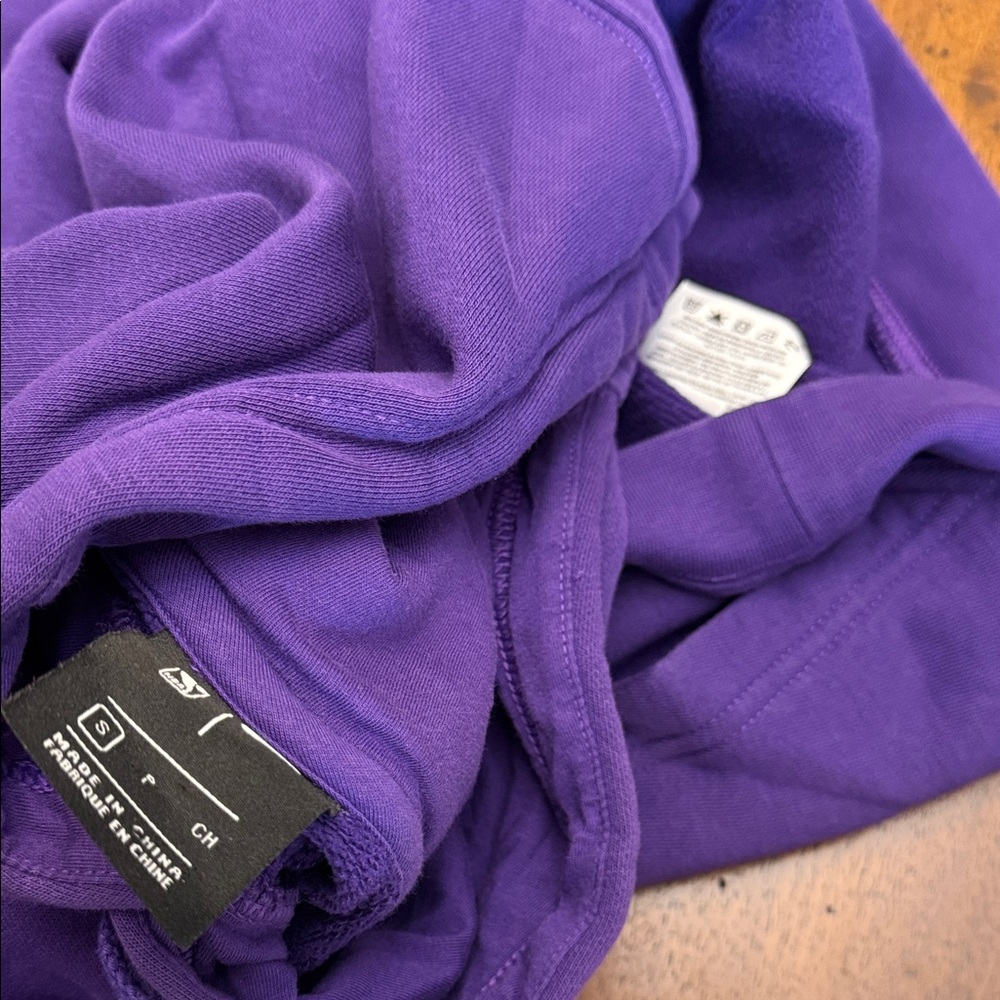 Purple Lakers Hoodie Nike #2 on Back BALL Sweater Hoodie Size Small NBA - Picture 16 of 16